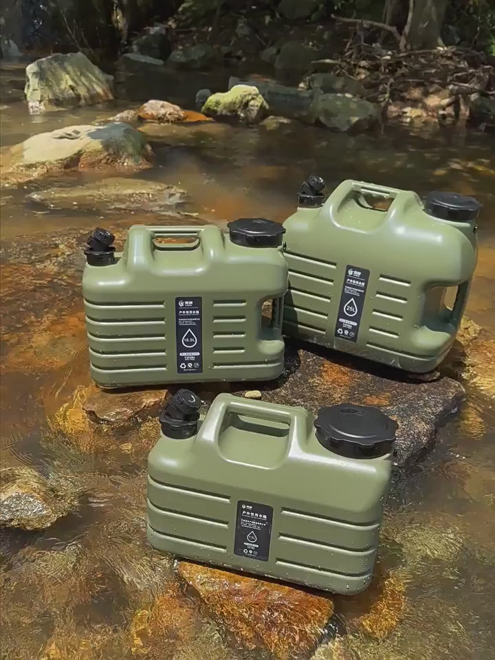Portable Water Container – Leakproof, Spill-Proof & Food-Grade
